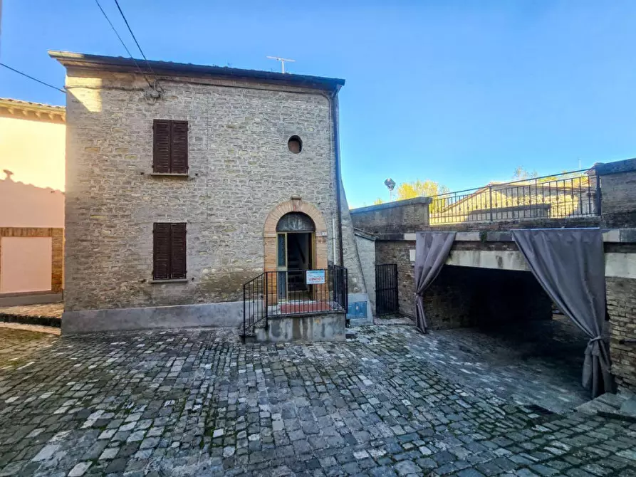 Immagine 2 di Appartamento in vendita  in via Pozzo a Belforte All'isauro