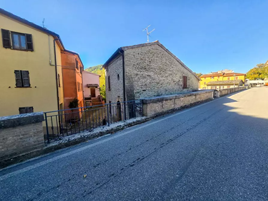 Immagine 3 di Appartamento in vendita  in via Pozzo a Belforte All'isauro