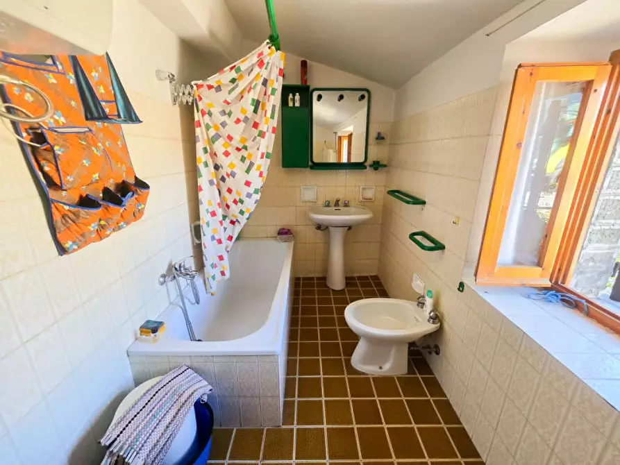 Immagine 10 di Appartamento in vendita  in via Pozzo a Belforte All'isauro