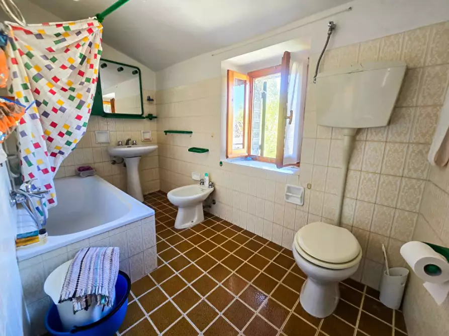 Immagine 11 di Appartamento in vendita  in via Pozzo a Belforte All'isauro