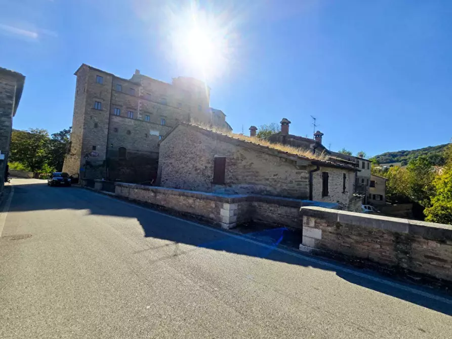 Immagine 12 di Appartamento in vendita  in via Pozzo a Belforte All'isauro