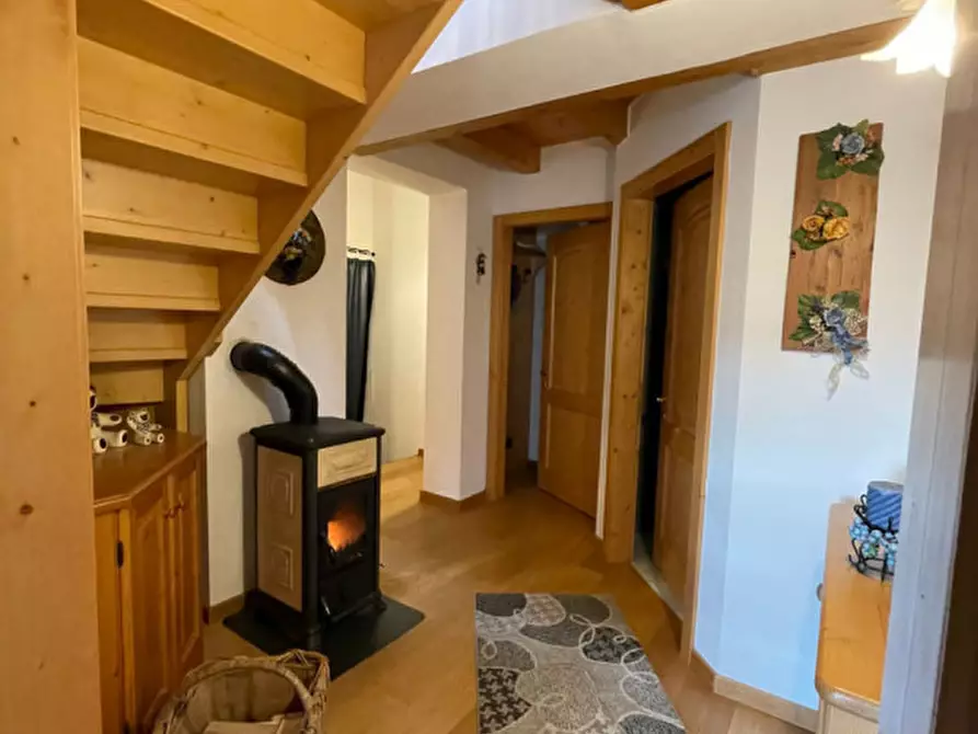 Immagine 7 di Appartamento in vendita  in Via Genova a Pinzolo