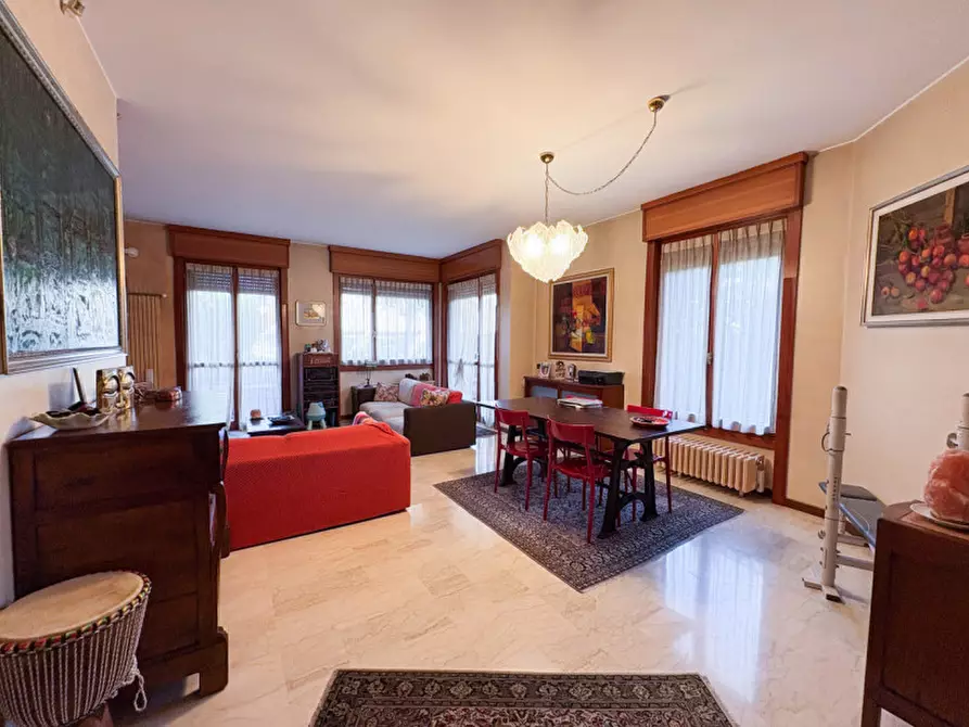 Immagine 2 di Appartamento in vendita  in Via Martin Luther King, 10 a Biassono