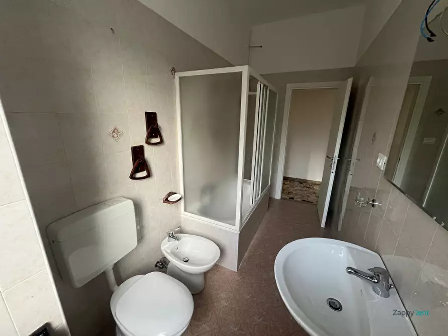 Immagine 14 di Appartamento in affitto  in Via Porrettana a Bologna