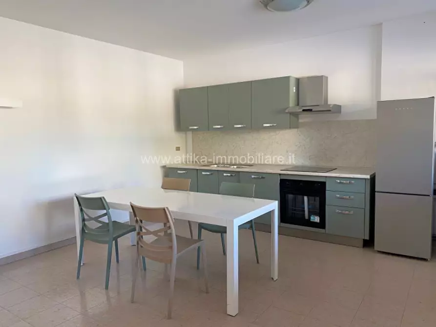 Immagine 3 di Appartamento in vendita  in Piazza del Sole e della Pace a Abano Terme