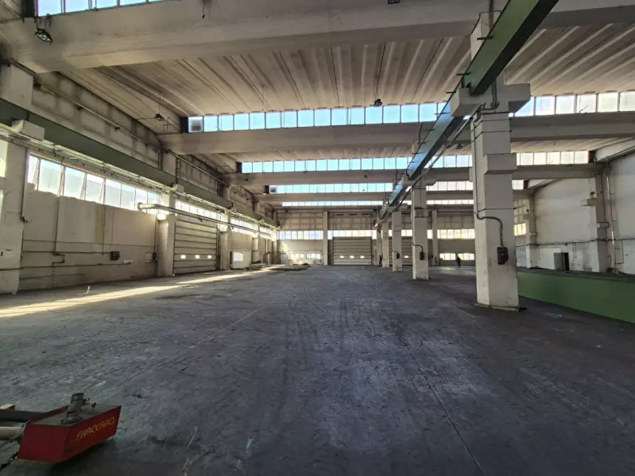 Immagine 4 di Capannone industriale in affitto  in Via della Tecnica a Velo D'astico