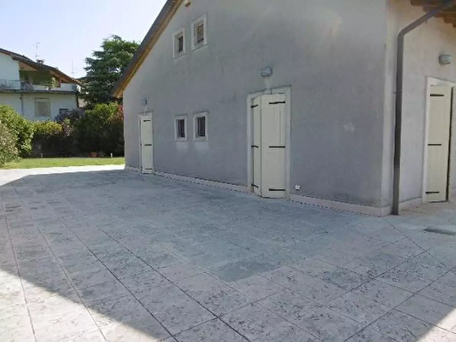 Immagine 3 di Capannone industriale in vendita  in Via Valle Mulini a Sommacampagna