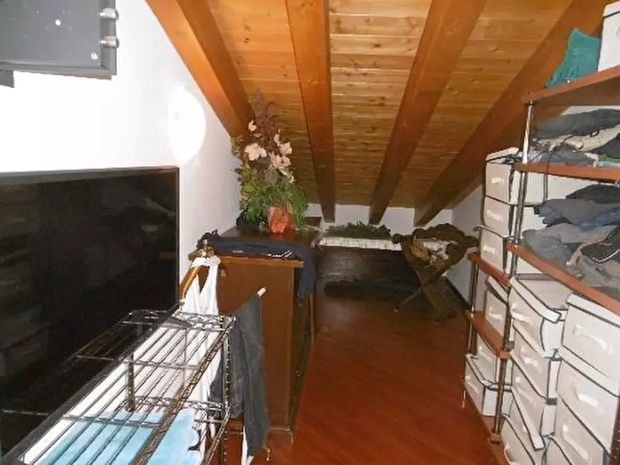 Immagine 18 di Capannone industriale in vendita  in Via Valle Mulini a Sommacampagna