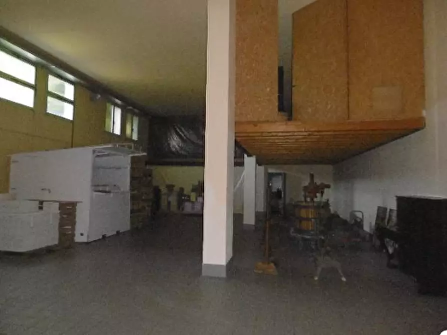 Immagine 30 di Capannone industriale in vendita  in Via Valle Mulini a Sommacampagna