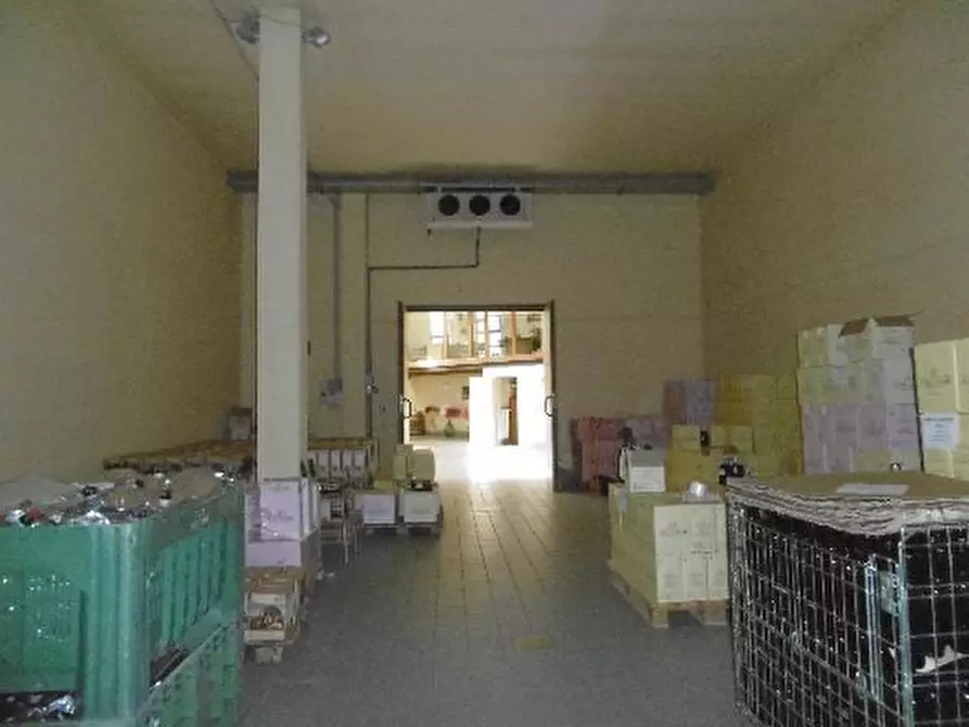 Immagine 32 di Capannone industriale in vendita  in Via Valle Mulini a Sommacampagna