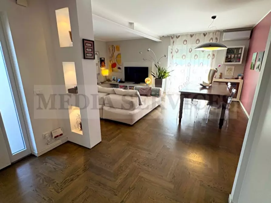 Immagine 5 di Villa in vendita  in via Roma n° 35 a Gropello Cairoli