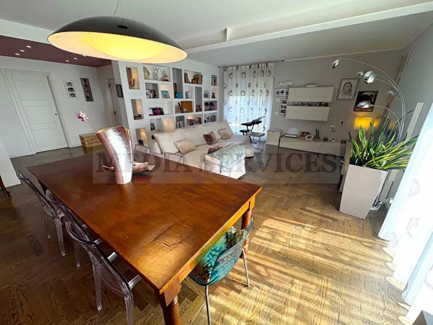 Immagine 6 di Villa in vendita  in via Roma n° 35 a Gropello Cairoli