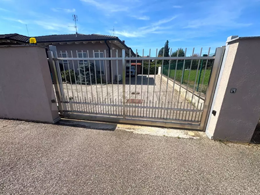 Immagine 42 di Villa in vendita  in via Roma n° 35 a Gropello Cairoli