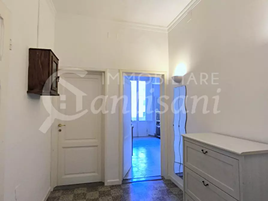 Immagine 9 di Appartamento in vendita  in Via Alfredo Oriani a Firenze