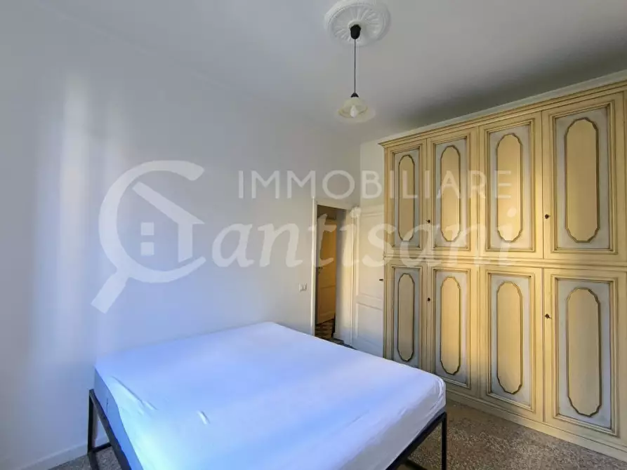 Immagine 10 di Appartamento in vendita  in Via Alfredo Oriani a Firenze