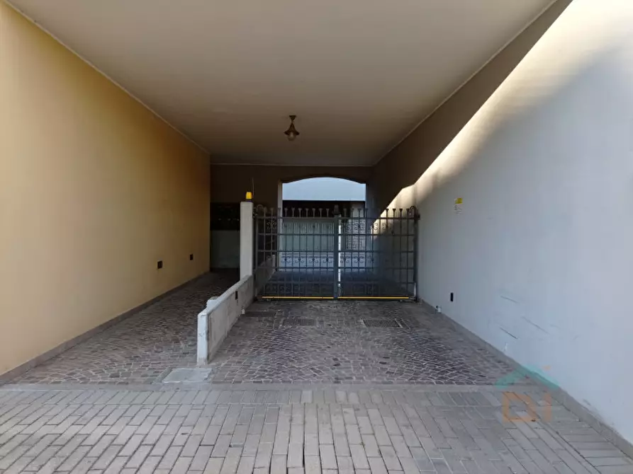 Immagine 11 di Posto auto in affitto  in via Aquileia 16 a Cervignano Del Friuli