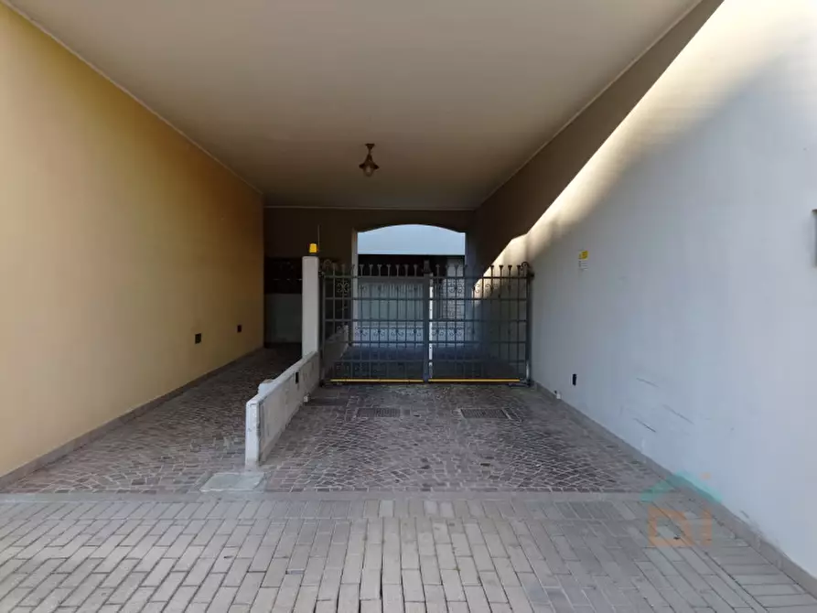 Immagine 13 di Posto auto in affitto  in via Aquileia 16 a Cervignano Del Friuli