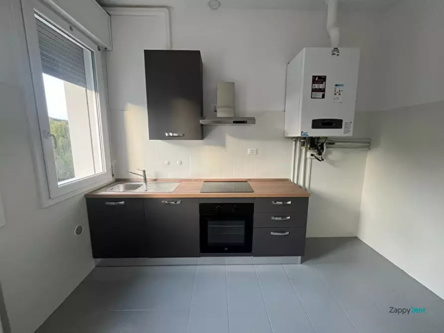 Immagine 5 di Appartamento in affitto  in Via Porrettana, 233 a Bologna