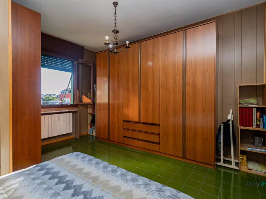 Immagine 14 di Appartamento in affitto  in Via Legnone a Milano