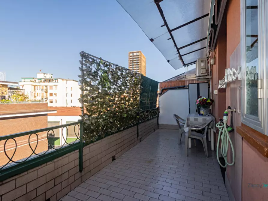 Immagine 22 di Appartamento in affitto  in Via Legnone a Milano