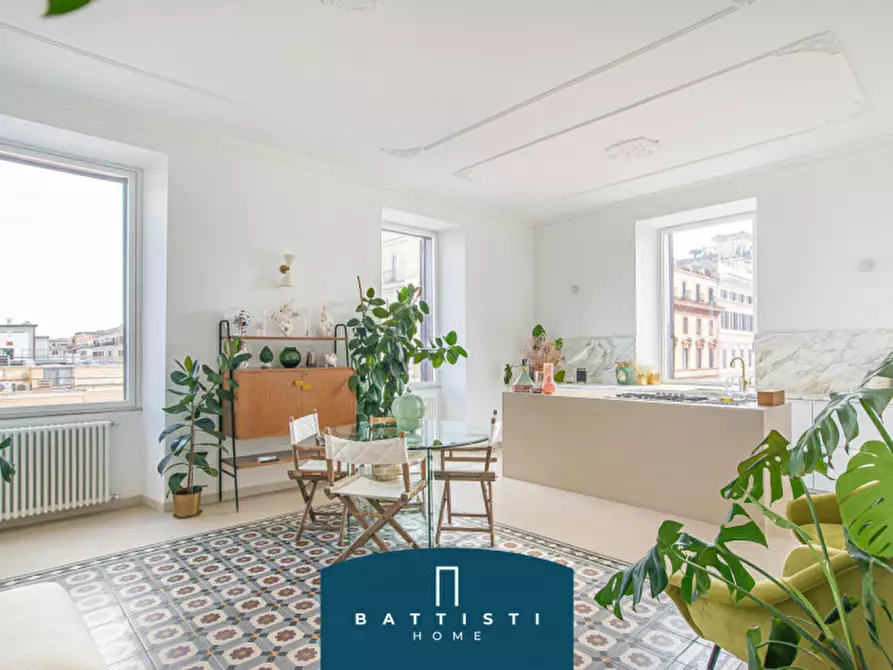 Immagine 1 di Appartamento in vendita  in Piazza Vittorio Emanuele II a Roma