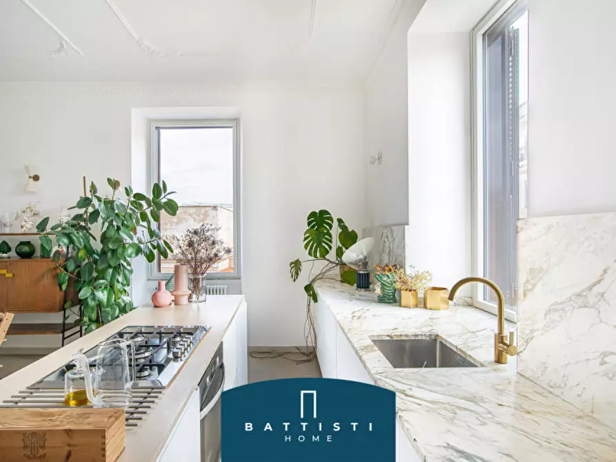 Immagine 7 di Appartamento in vendita  in Piazza Vittorio Emanuele II a Roma