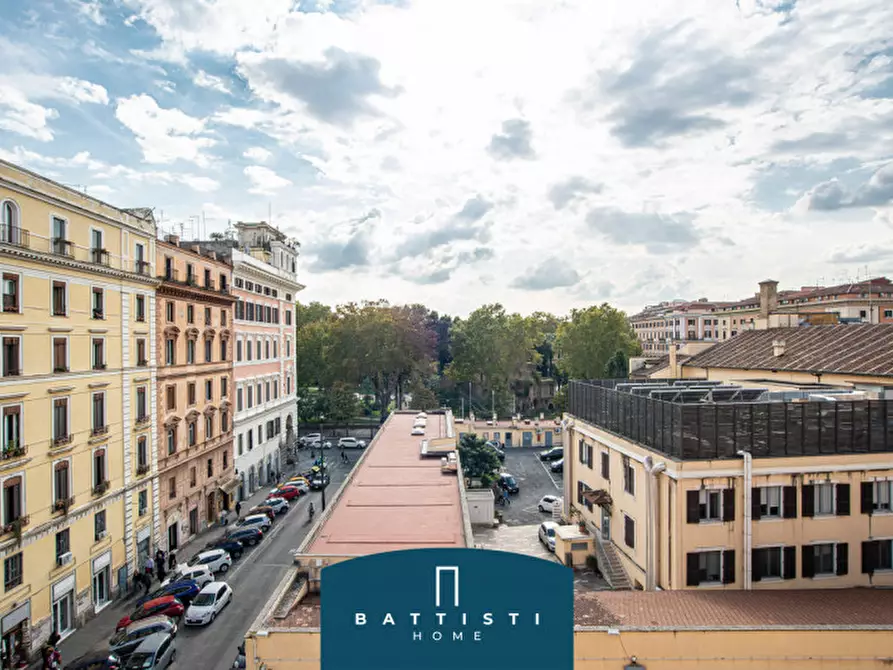 Immagine 10 di Appartamento in vendita  in Piazza Vittorio Emanuele II a Roma