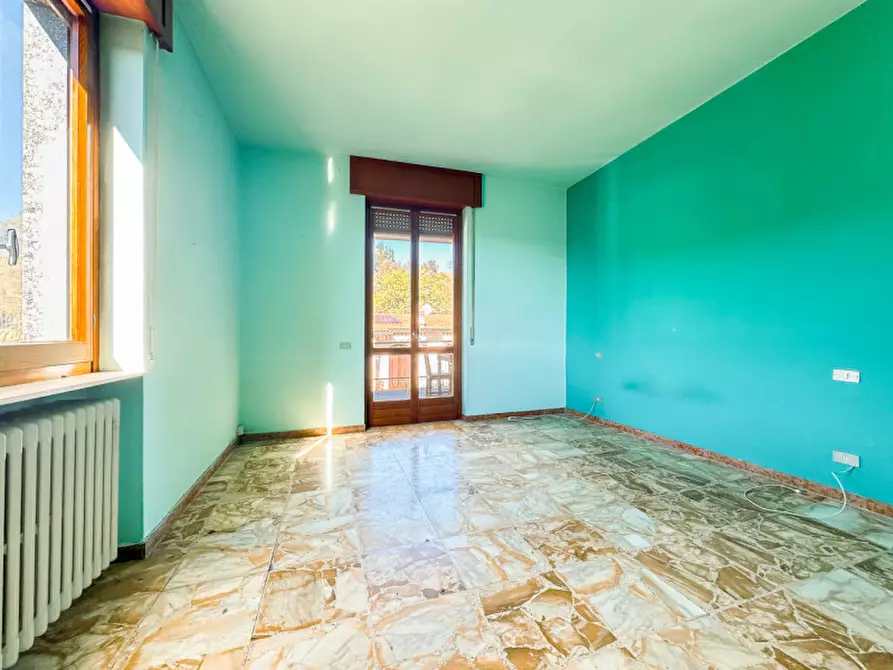 Immagine 6 di Casa trifamiliare in vendita  in via francesco medoni 4 a Arona