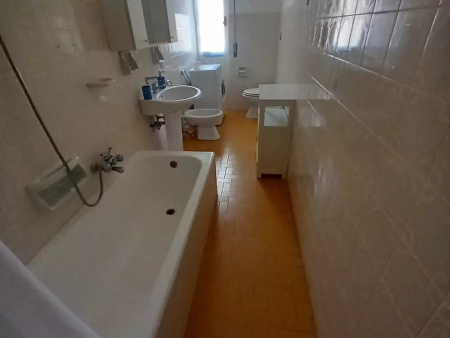 Immagine 8 di Appartamento in affitto  in Corso Cristoforo Colombo a Chiavari