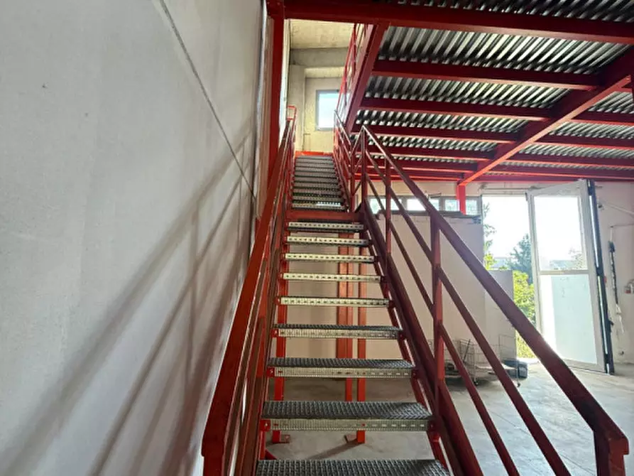 Immagine 6 di Capannone industriale in vendita  in Via Flavio Gioia 6/C a Cesano Maderno