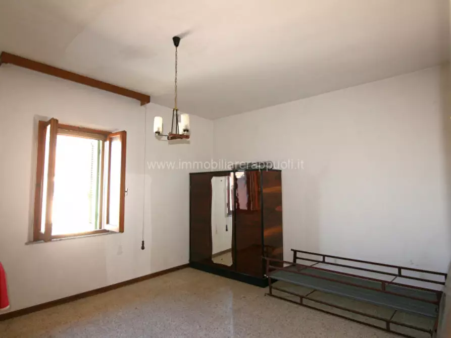 Immagine 5 di Appartamento in vendita  a Montepulciano