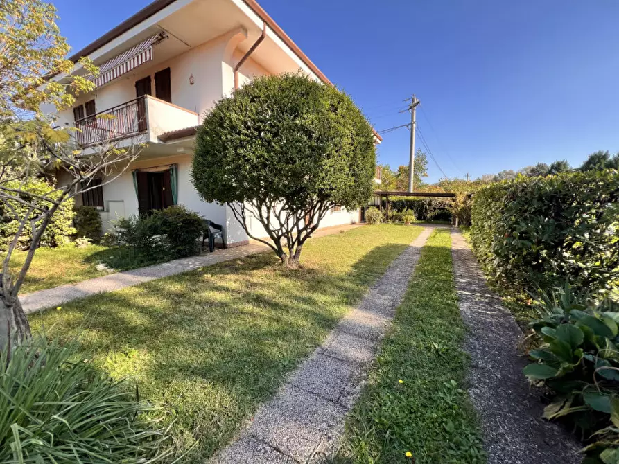 Immagine 27 di Casa bifamiliare in vendita  in via mozart, 25 a Legnago