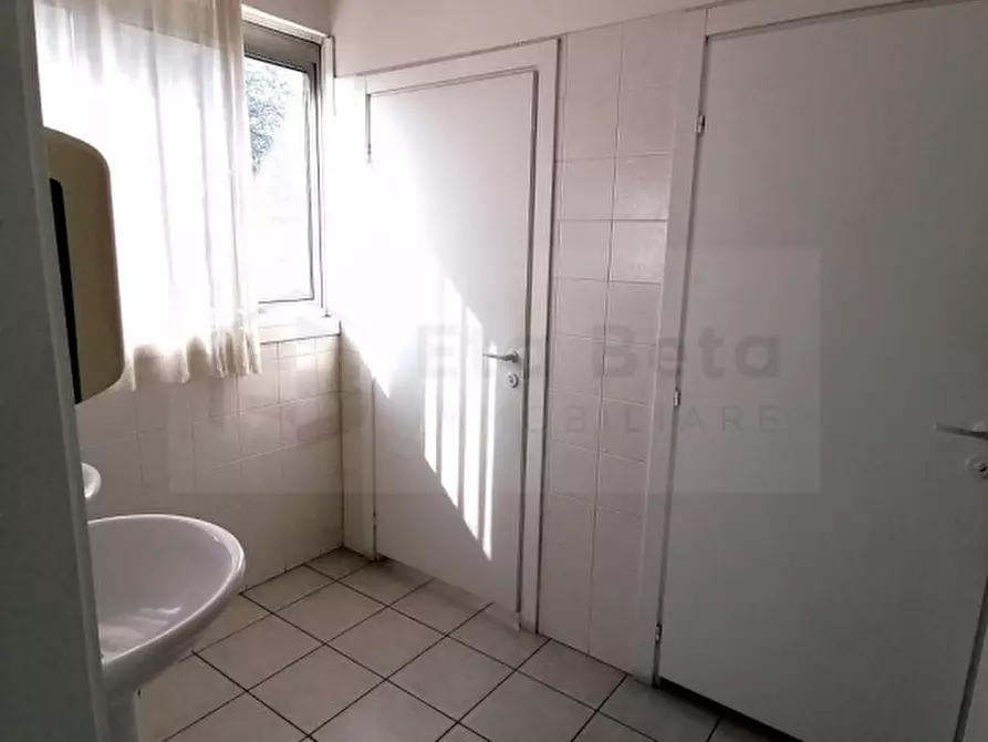 Immagine 9 di Laboratorio in affitto  in Viale della Navigazione Interna a Noventa Padovana