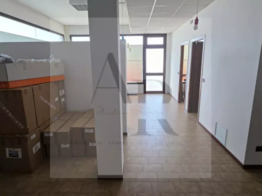 Immagine 8 di Ufficio in affitto  in Via Chiesa a Stra