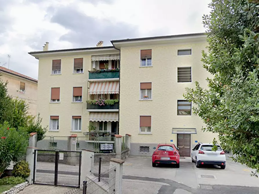 Immagine 30 di Appartamento in vendita  a Treviso