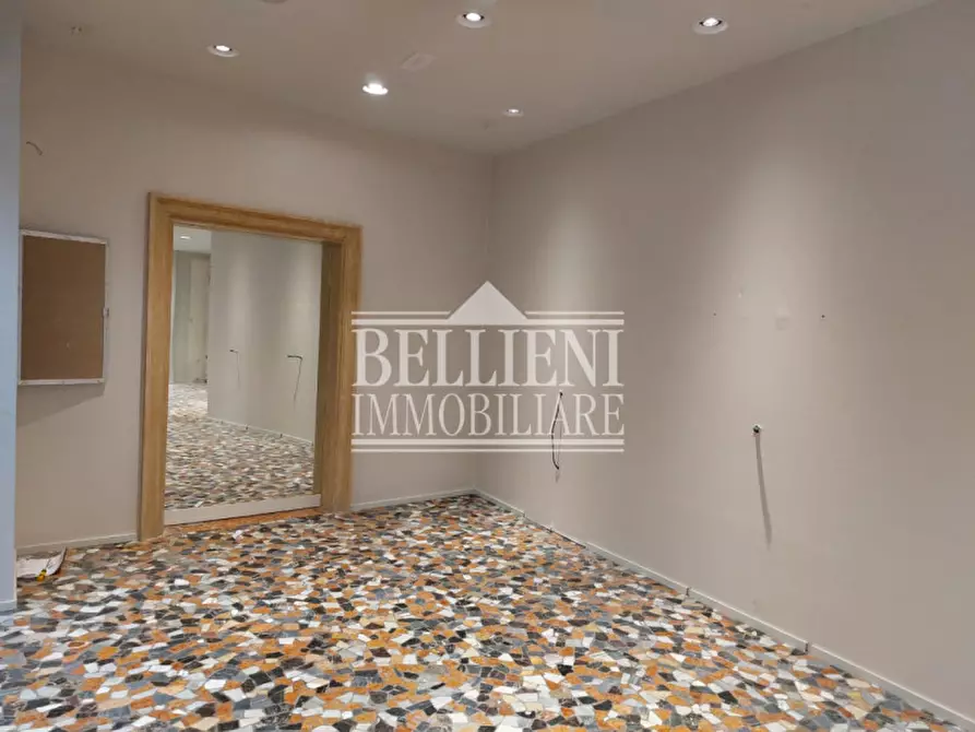 Immagine 7 di Negozio in affitto  in Contra' Santa Barbara a Vicenza