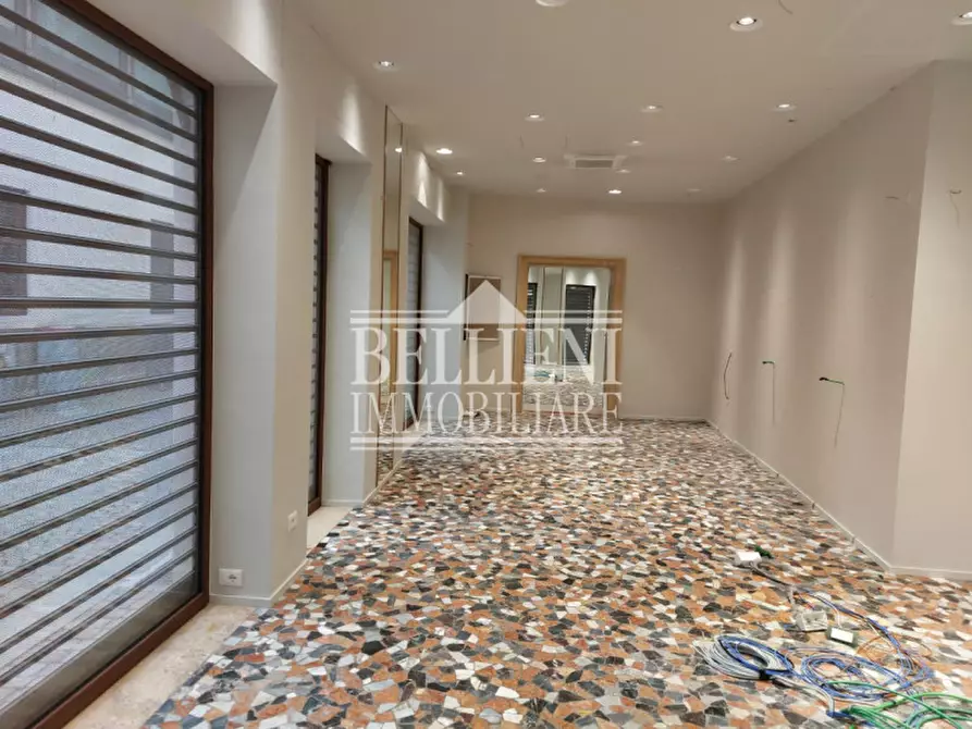 Immagine 8 di Negozio in affitto  in Contra' Santa Barbara a Vicenza