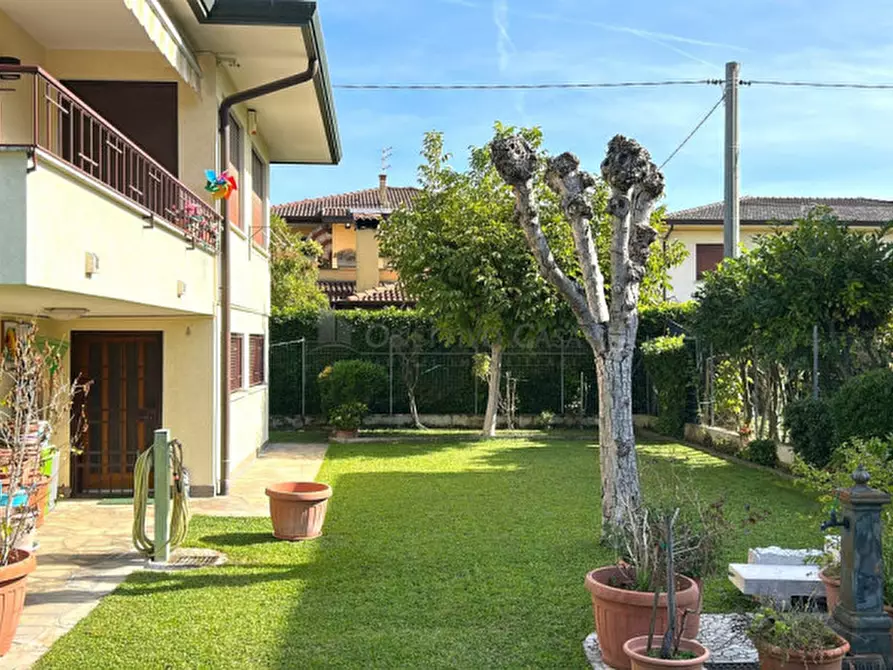 Immagine 4 di Casa indipendente in vendita  in Corso delle Terme a Montegrotto Terme