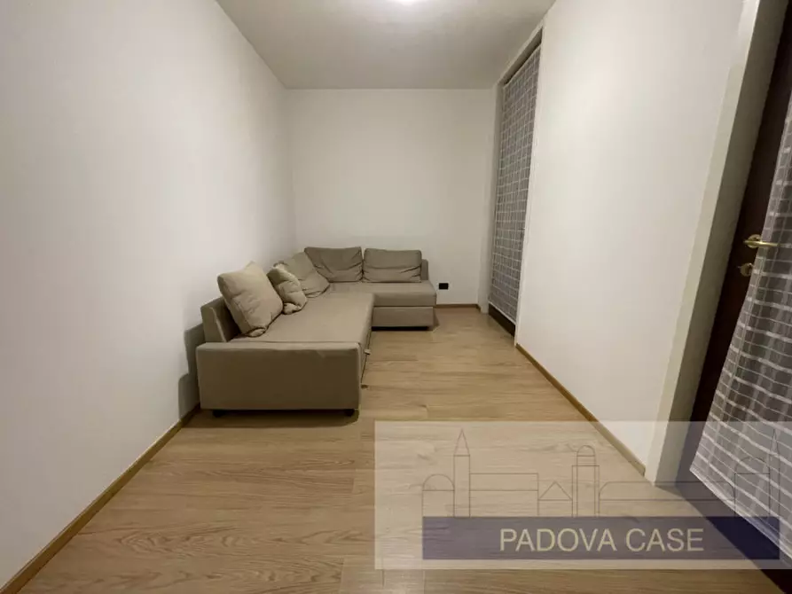 Immagine 14 di Appartamento in affitto  in via savonarola a Padova