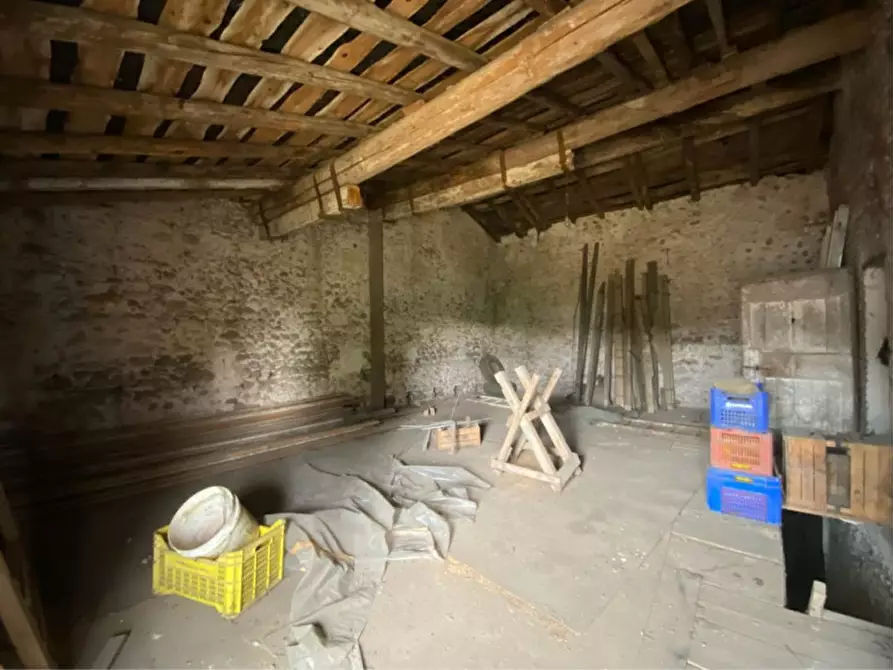 Immagine 6 di Rustico / casale in vendita  a Mozzecane