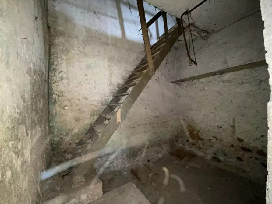 Immagine 8 di Rustico / casale in vendita  a Mozzecane