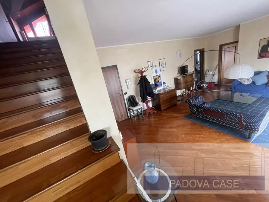 Immagine 15 di Attico in vendita  in via beltrame a Padova