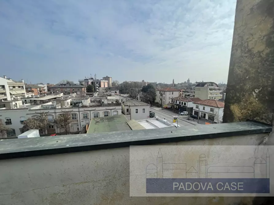 Immagine 18 di Attico in vendita  in via beltrame a Padova