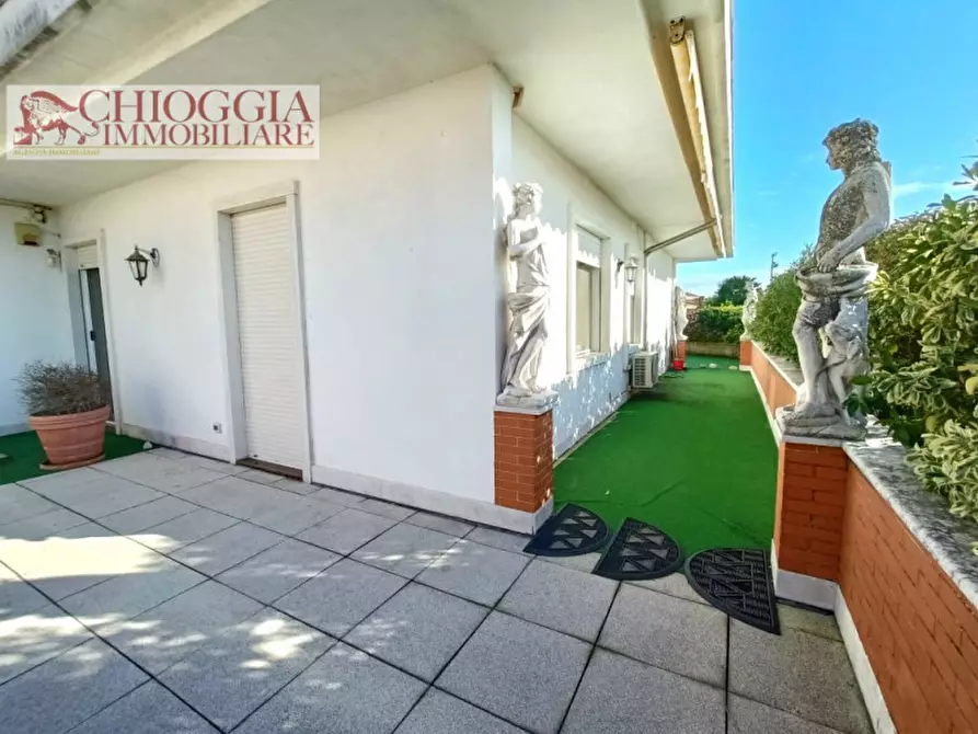 Immagine 4 di Appartamento in vendita  in Via Isola Saloni a Chioggia