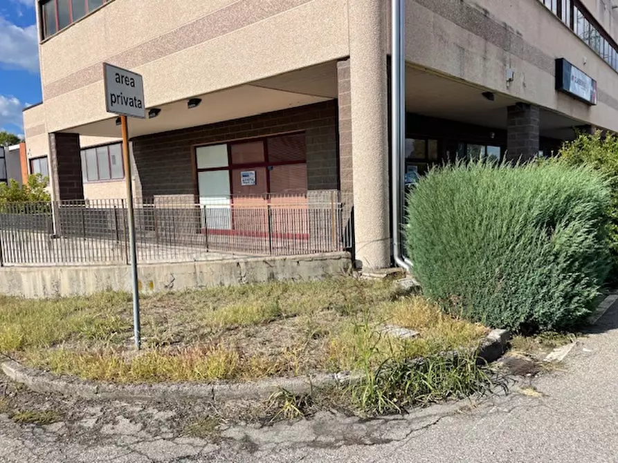 Immagine 8 di Negozio in affitto  in Via Londra 22 a Sassuolo