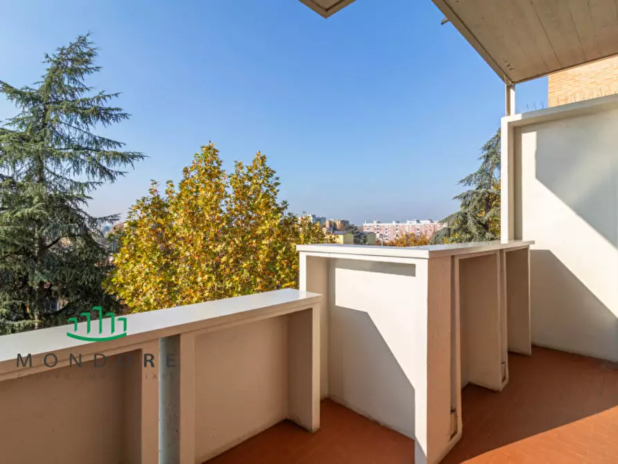 Immagine 5 di Appartamento in vendita  in Via Marco Polo a Bologna