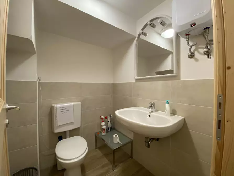 Immagine 7 di Negozio in affitto  in Via Dante Alighieri,7 a Auronzo Di Cadore