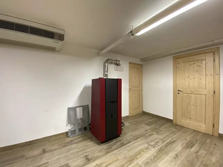 Immagine 10 di Negozio in affitto  in Via Dante Alighieri,7 a Auronzo Di Cadore