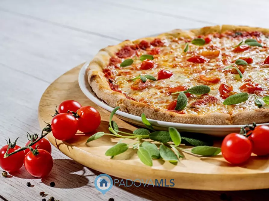 Immagine 1 di Attività commerciale in vendita  in via san marco, 10 a Padova