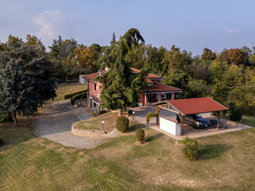 Immagine 10 di Casa bifamiliare in vendita  in VIA CAPRA 20 a Cossombrato